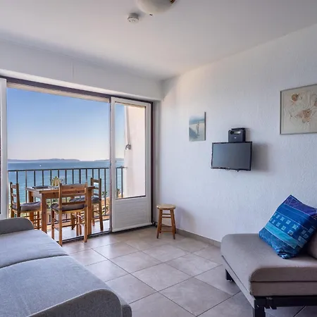 Apartment Les Horizons-7 By Interhome